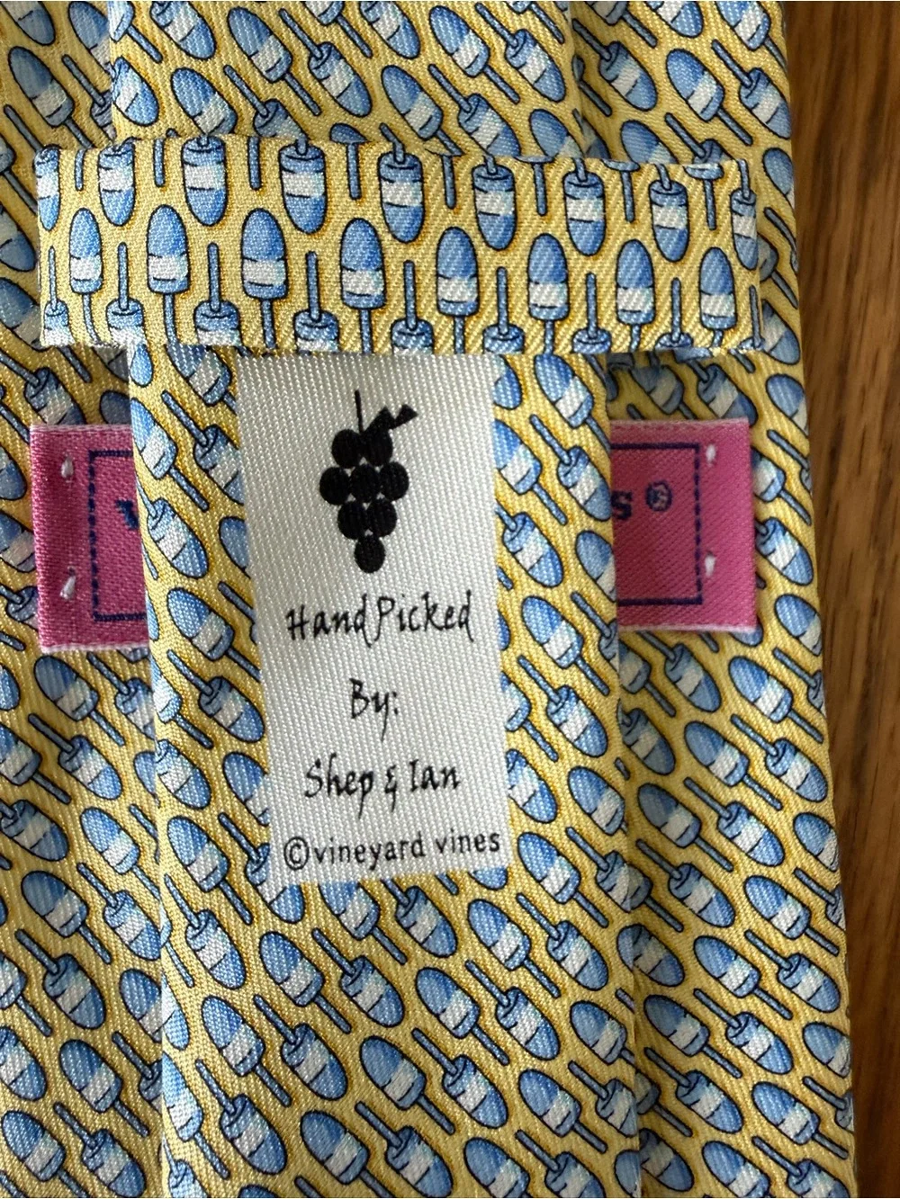 Vineyard Vines Lobster Buoys Tie Mens NWT Yellow Blue Silk Nautical Made USA